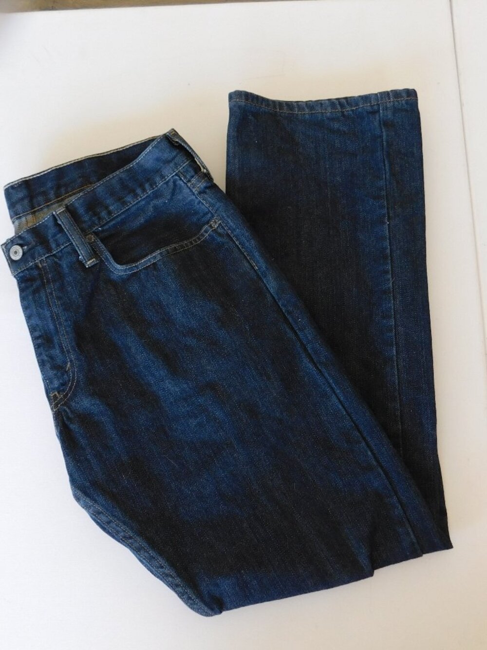 Men's Levi 514 Size 34 x 30 Dark Wash Slim Straight